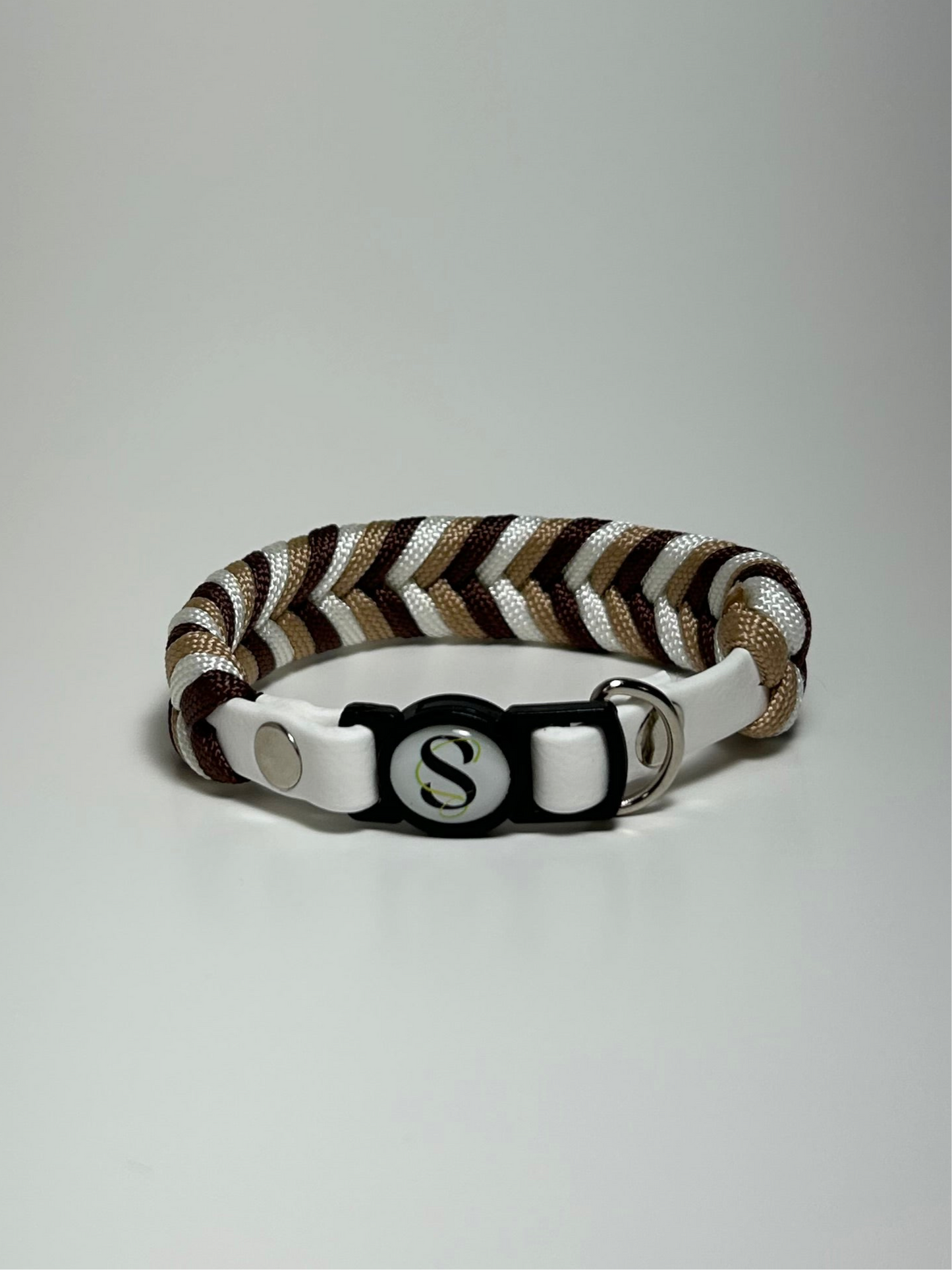 Collier éclipse automne